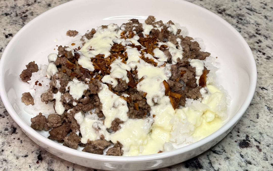 Bacon Cheeseburger Rice Bowls With Creamy Cheese Sauce